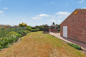 Carnoustie Avenue Walton
